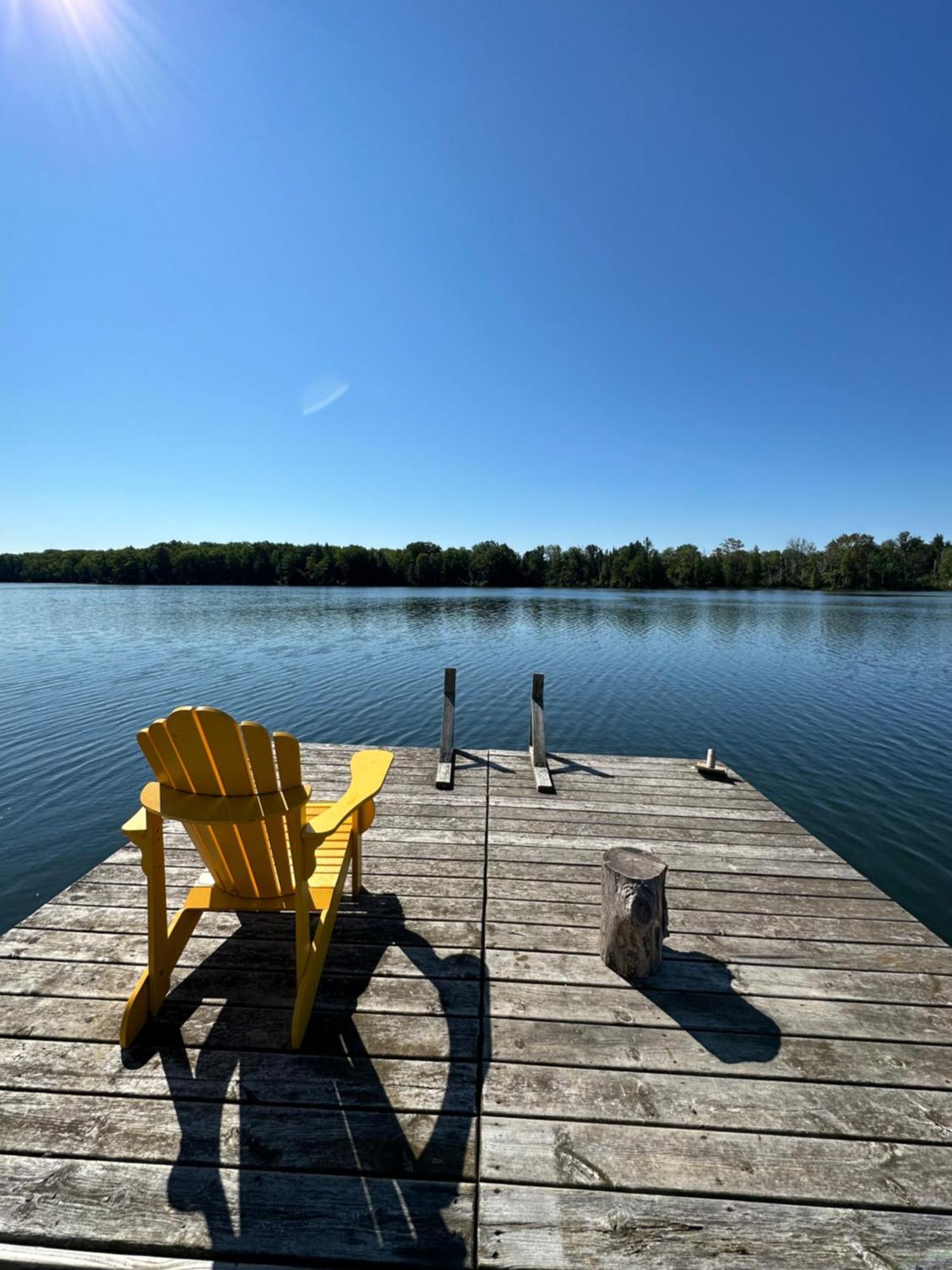 Lake House Lodge Lupton Exterior photo